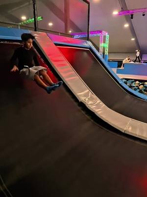 #Insta360 #jumphouse #crazyjump
